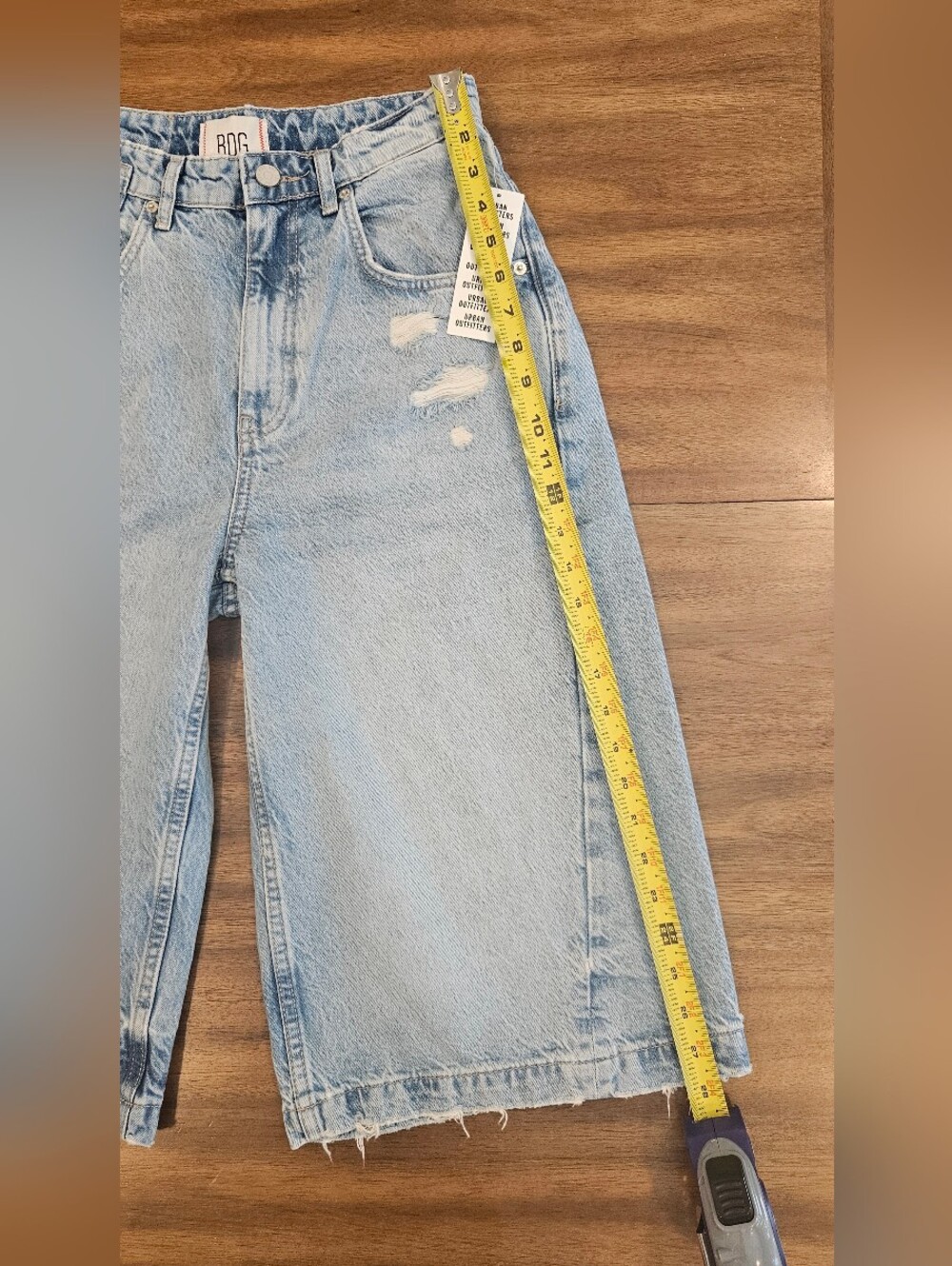 Urban Outfitters BDG Mega Mid-Rise Baggy Jorts - Picture 7 of 10